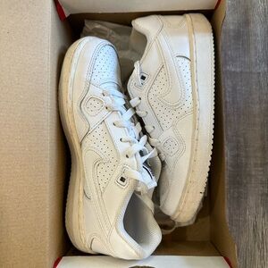 Nike Son of Force Kids 4.5 fits Women’s 6
